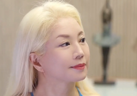 ponytail-lift-for-60s-in-korea
